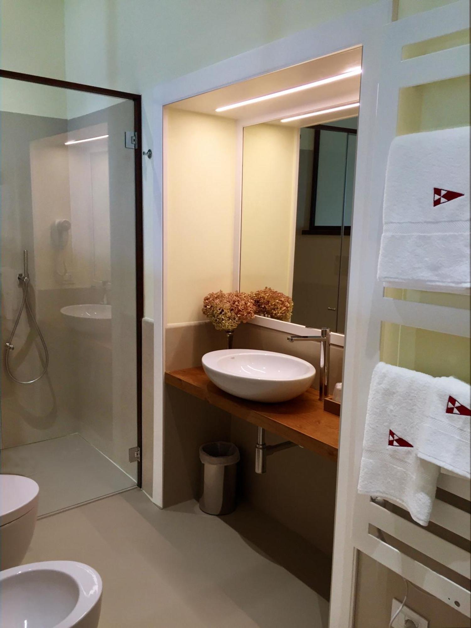 Yacht Club Capo Cervo Suites B&B Sorrent Exterior foto